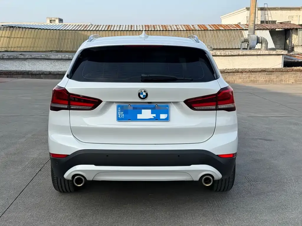 BMW X1 2021 из CN, фото 10