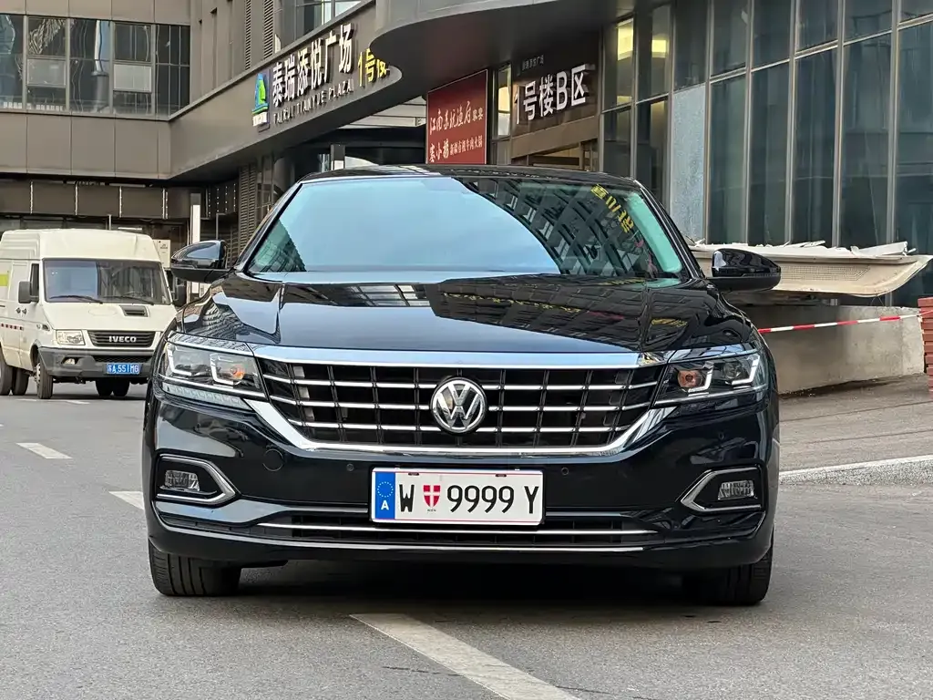 Volkswagen Passat — фото 2