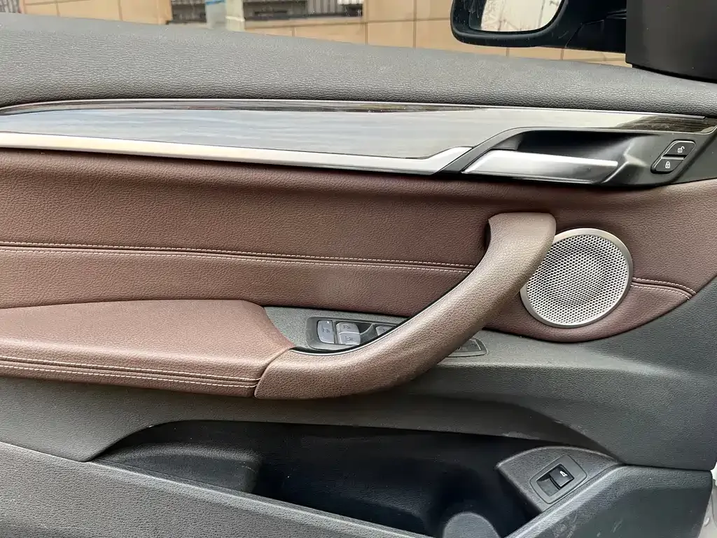 BMW X1 2021 из CN, фото 10