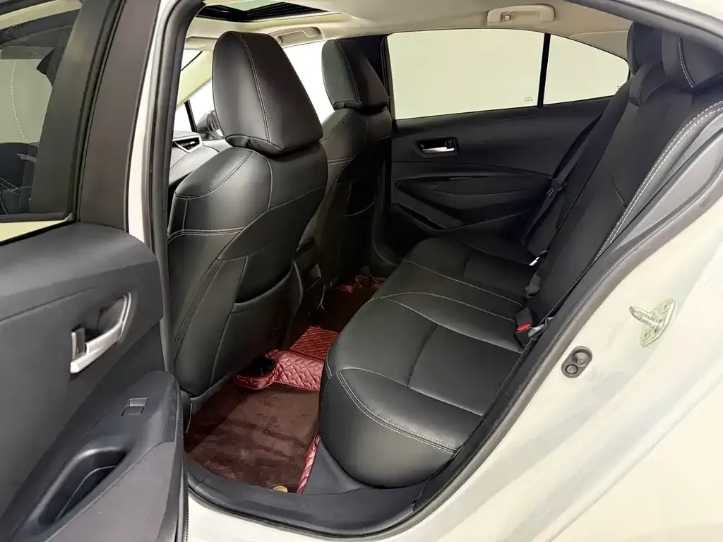Toyota Corolla 2021 из CN, фото 8