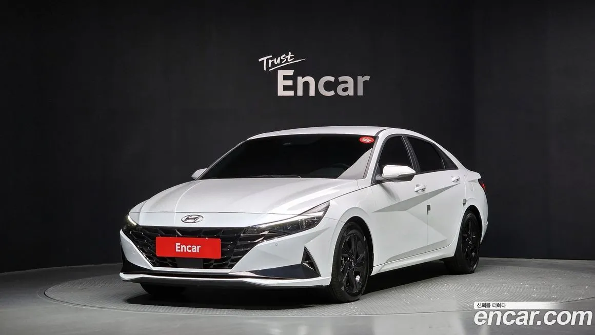 Hyundai AVANTE 2023 из KR, фото 1