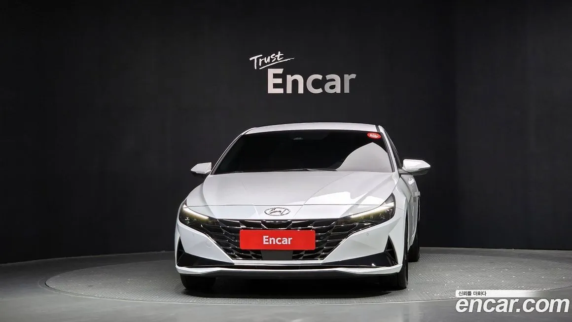 Hyundai AVANTE 2023 из KR, фото 2