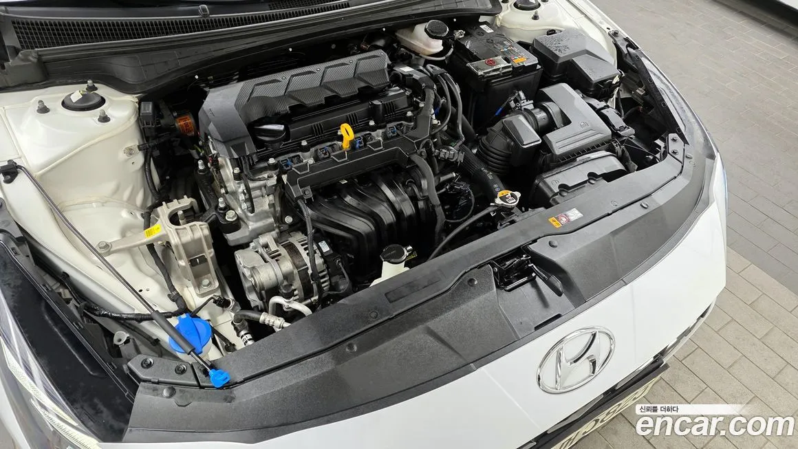 Hyundai AVANTE 2023 из KR, фото 4