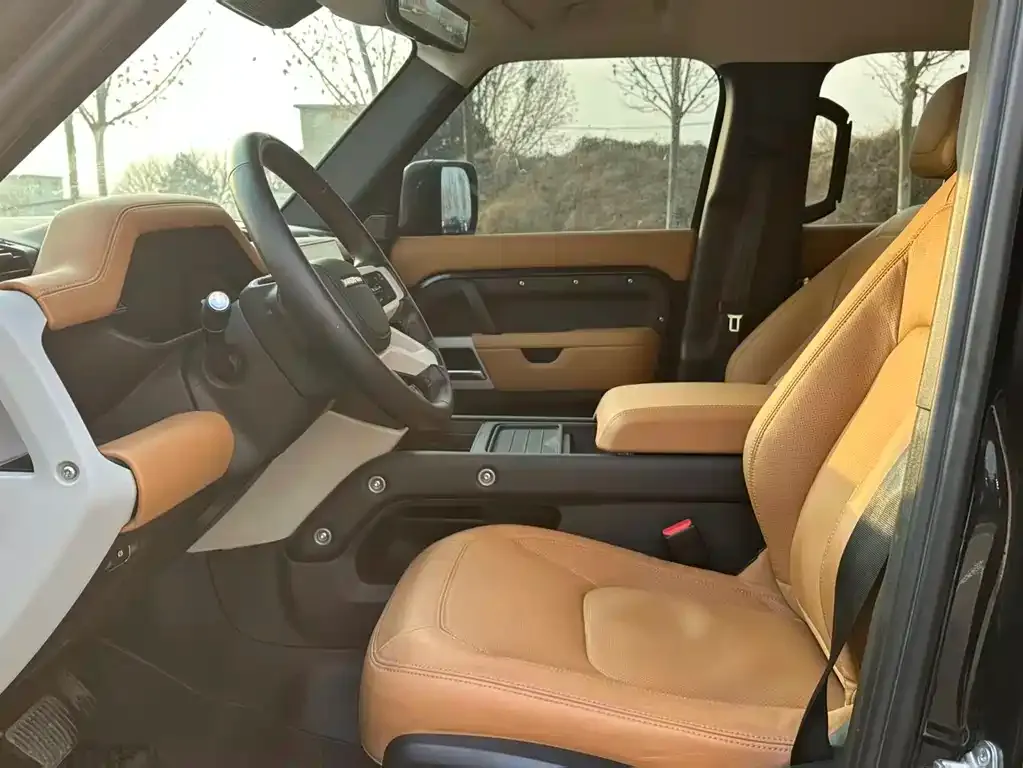 Land Rover Defender 2024 из CN, фото 2