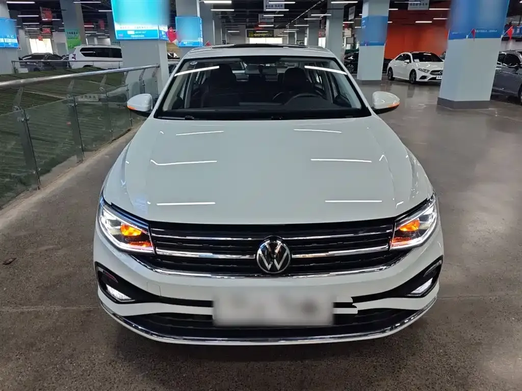 Volkswagen Bora 2024 из CN, фото 3