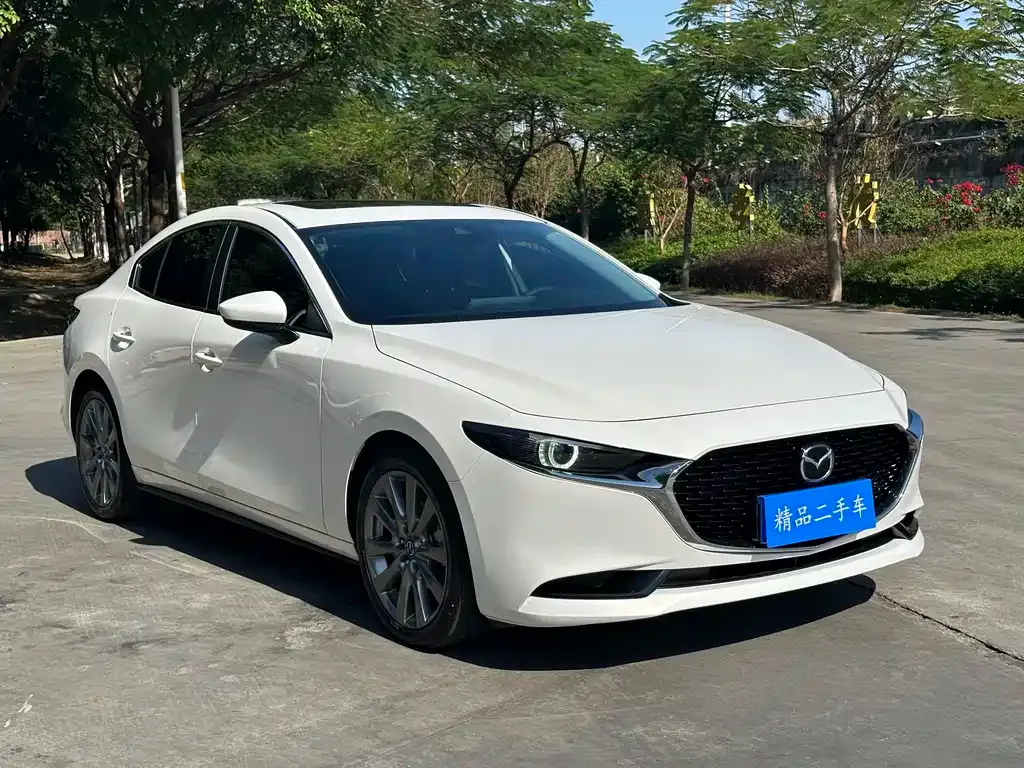 Mazda 3 Axela 2023 из CN, фото 3