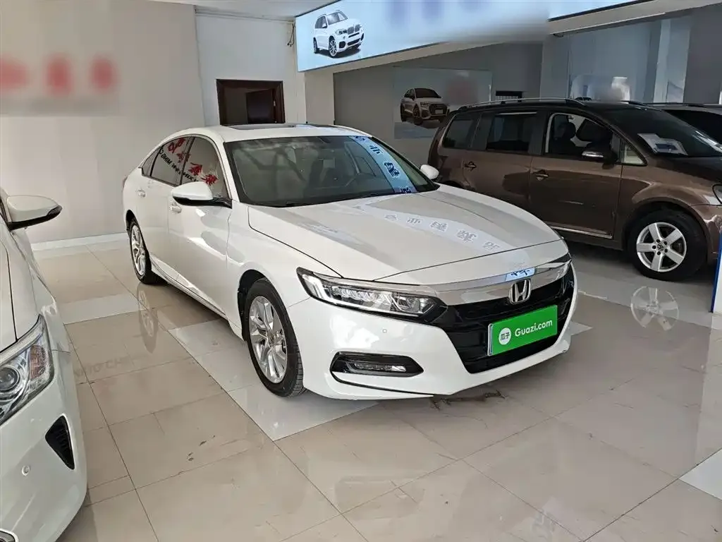 Honda Accord — фото 4