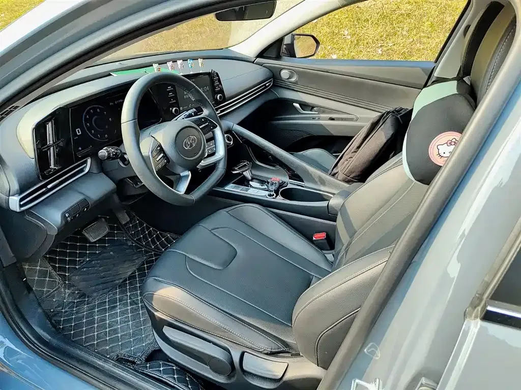 Hyundai Elantra 2022 из CN, фото 2