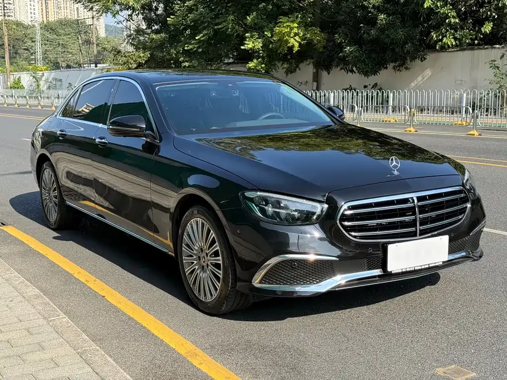 Mercedes-Benz E-Class 2023 из CN, фото 9