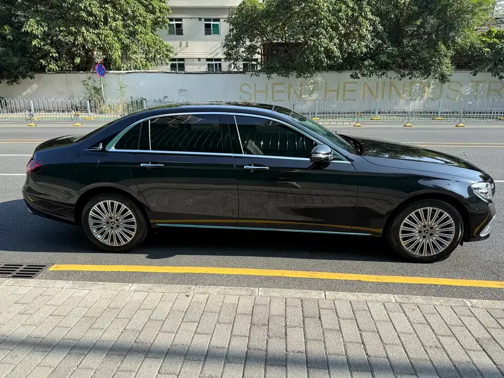 Mercedes-Benz E-Class 2023 из CN, фото 8