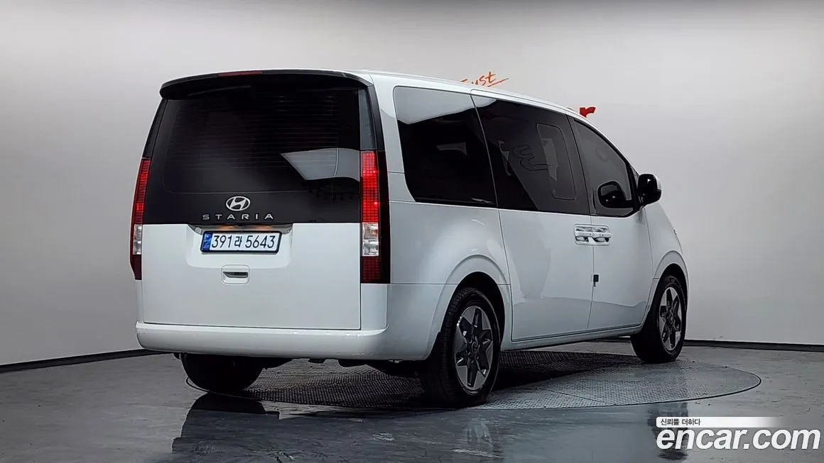 Hyundai Staria 2025 из KR, фото 2