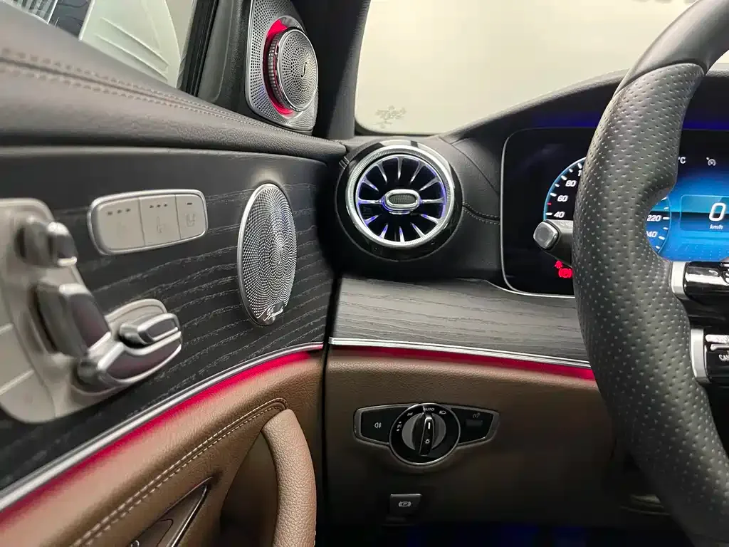 Mercedes-Benz E-Class 2021 из CN, фото 10