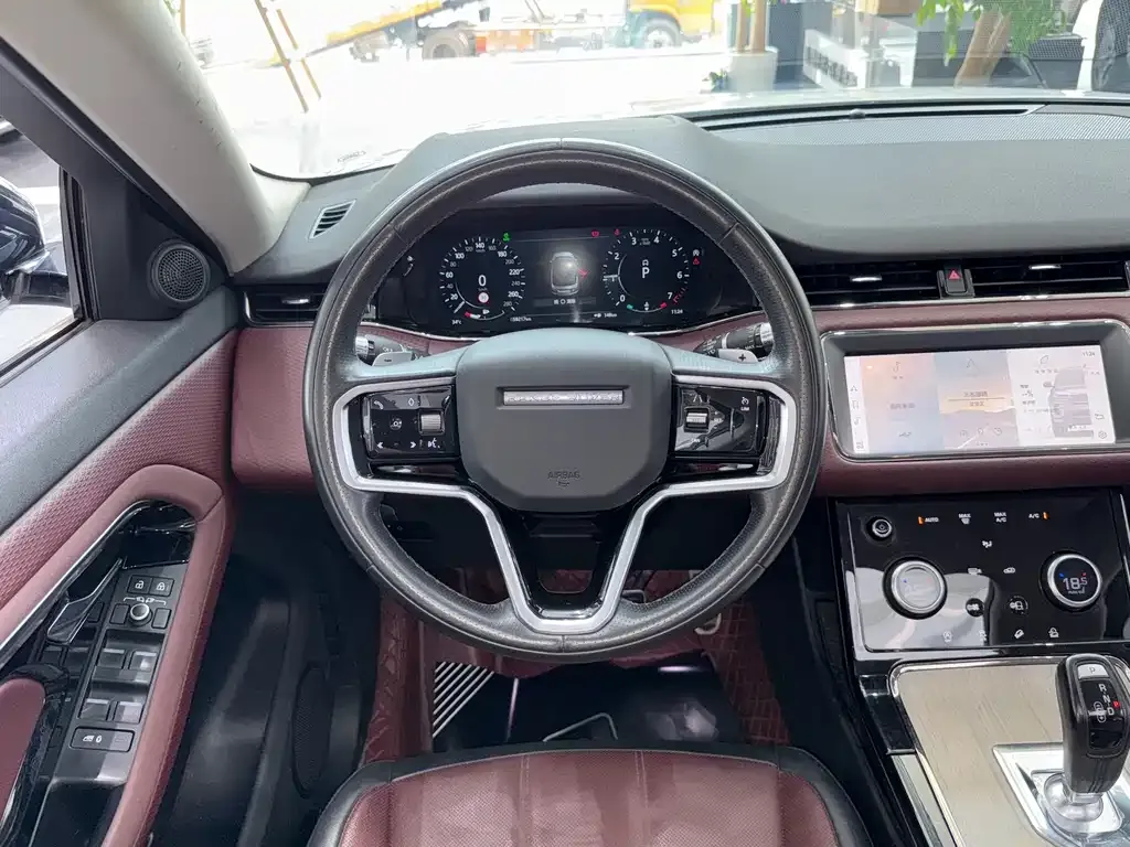 Land Rover Evoque — фото 5