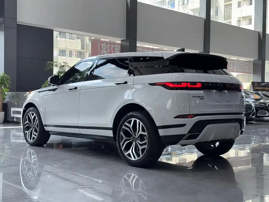 Land Rover Evoque — фото 8