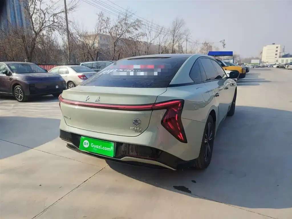 Hongqi EH7 2025 из CN, фото 5