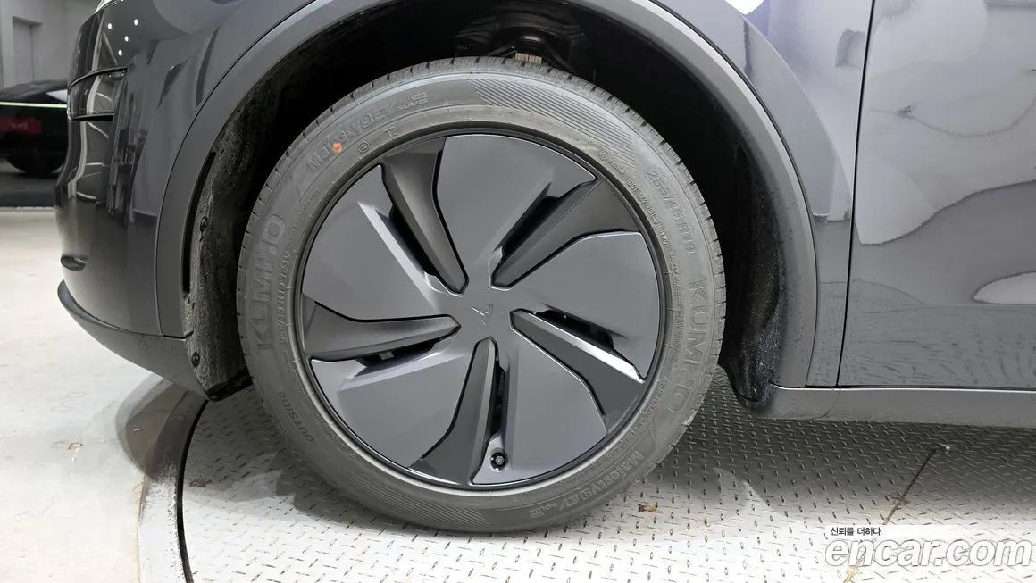 Tesla Model Y 2025 из KR, фото 10