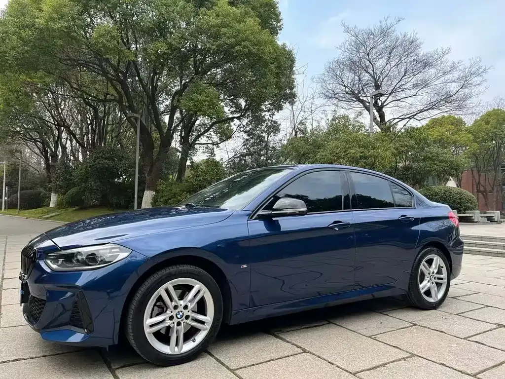 BMW 1 Series 2021 из CN, фото 6