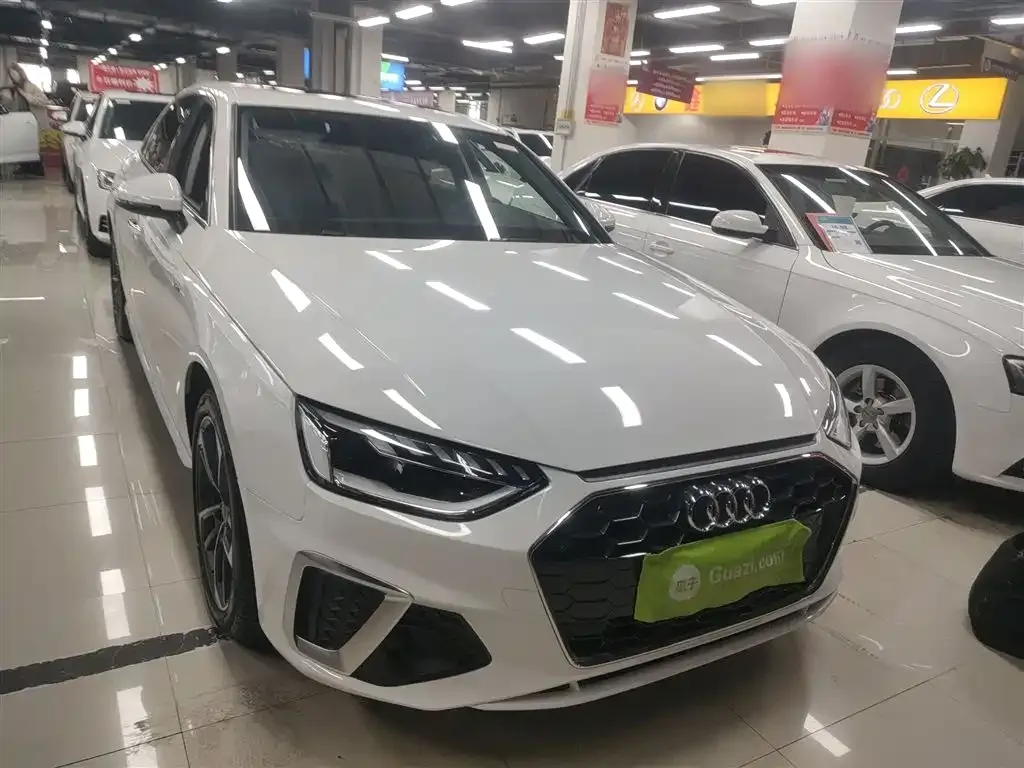Audi A4L 2022 из CN, фото 6