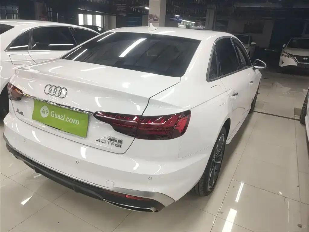 Audi A4L 2022 из CN, фото 7