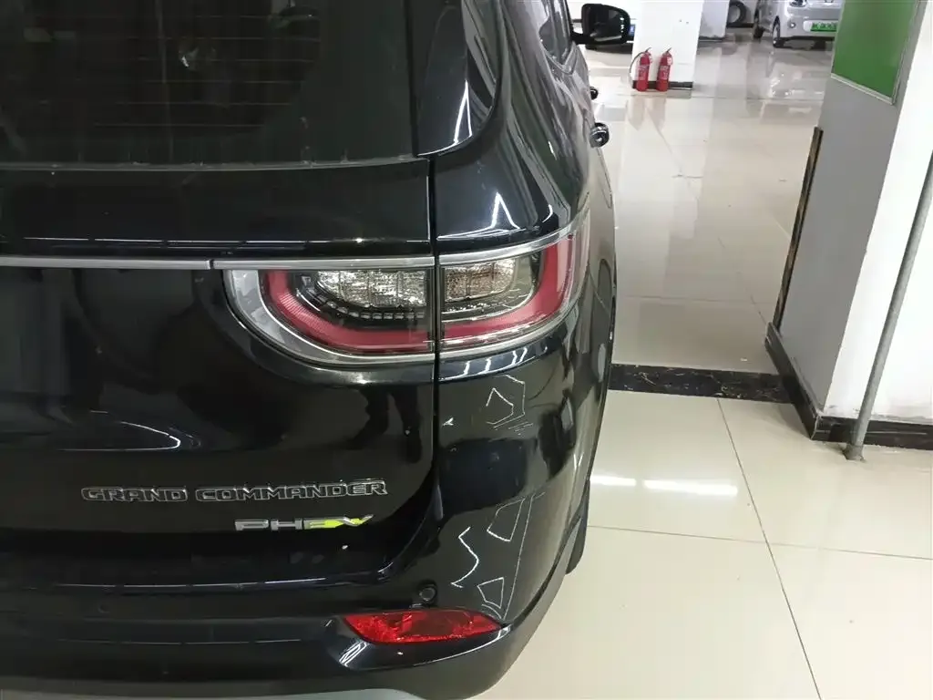 Jeep Grand Commander PHEV 2021 из CN, фото 3