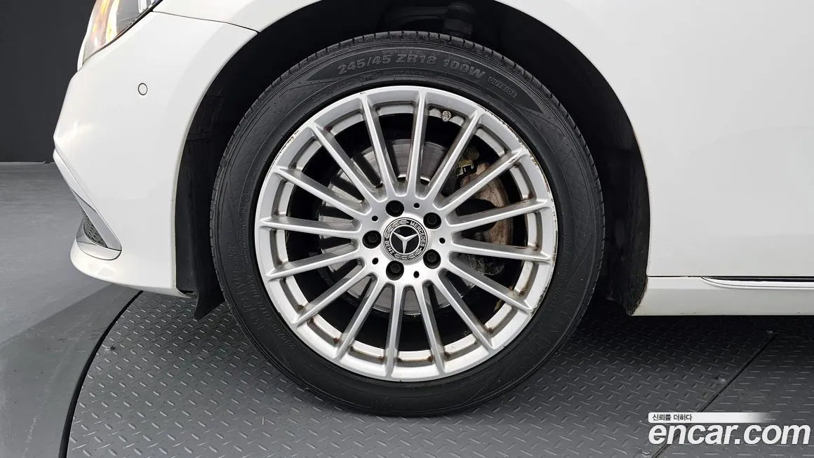 Mercedes-Benz E-Class 2021 из KR, фото 5