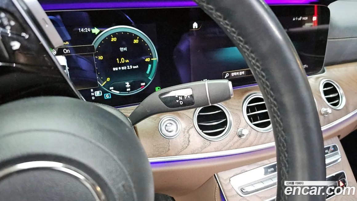 Mercedes-Benz E-Class 2021 из KR, фото 9