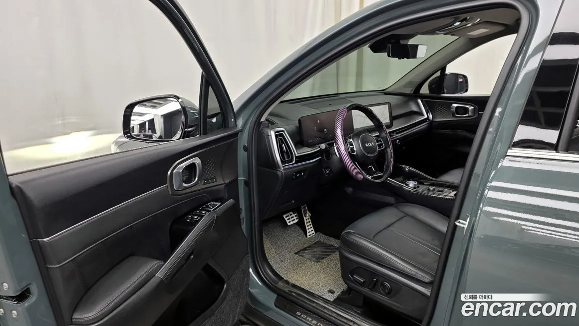 Kia Sorento — фото 7
