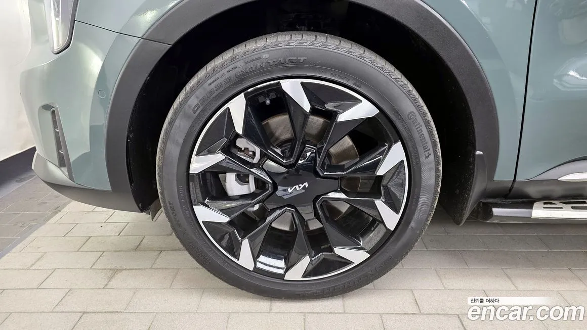 Kia Sorento — фото 8