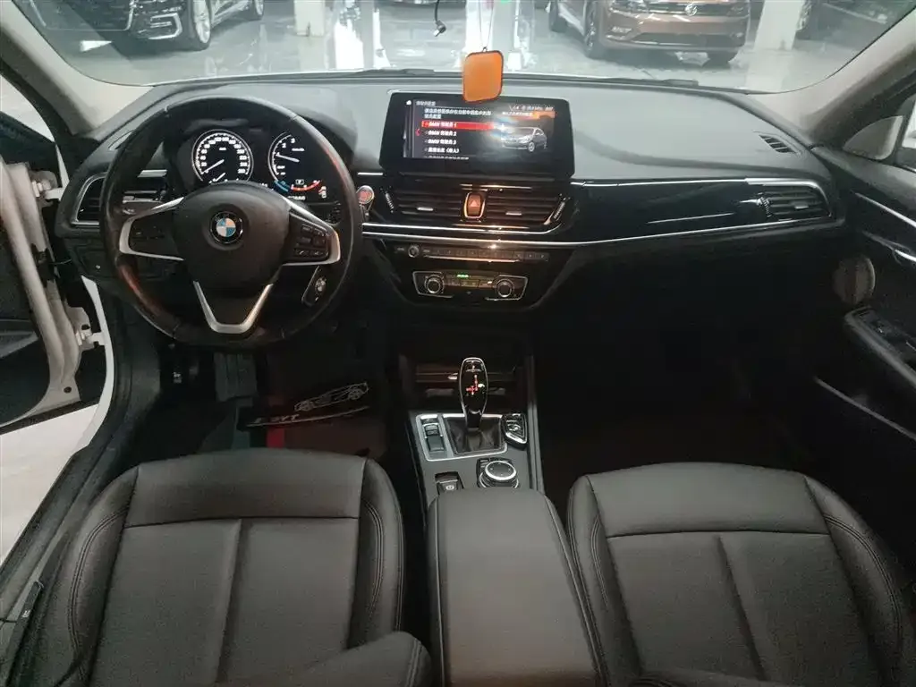 BMW 1 Series 2022 из CN, фото 9