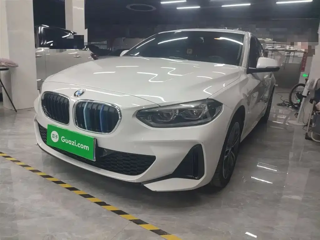 BMW 1 Series 2022 из CN, фото 6
