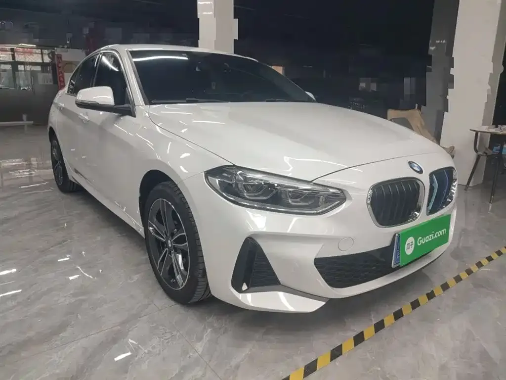 BMW 1 Series 2022 из CN, фото 3