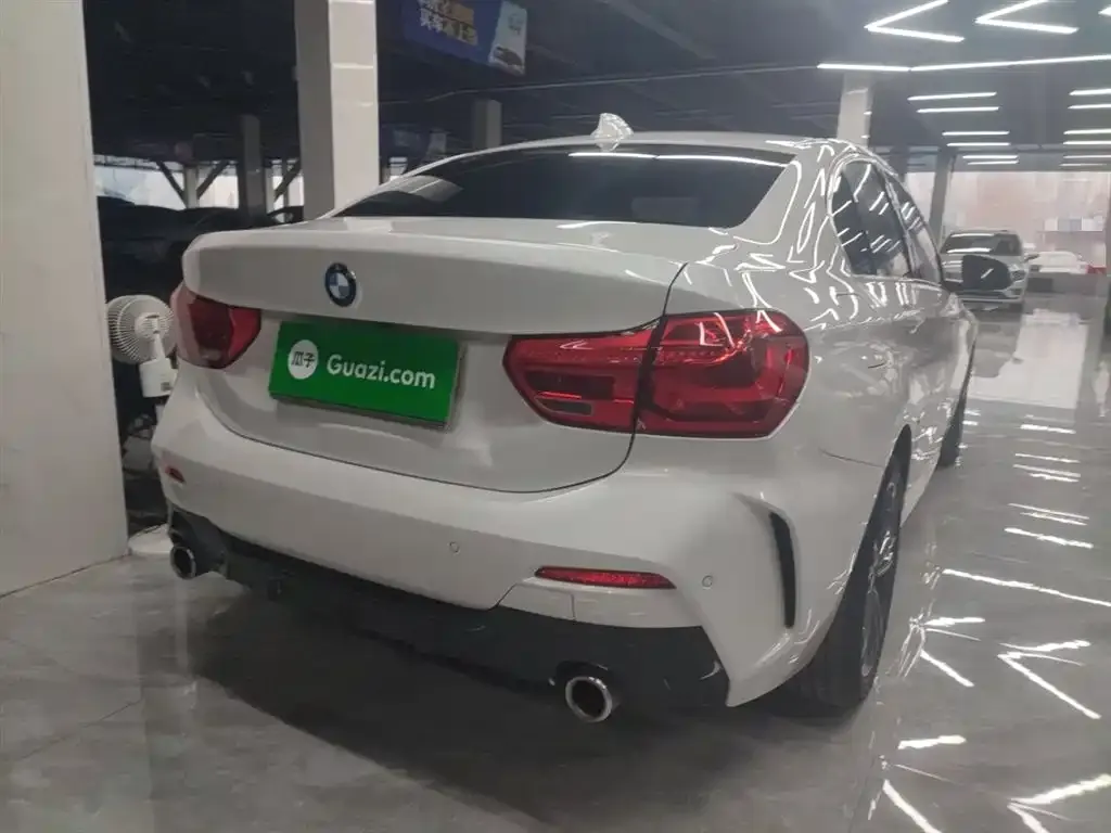 BMW 1 Series 2022 из CN, фото 4