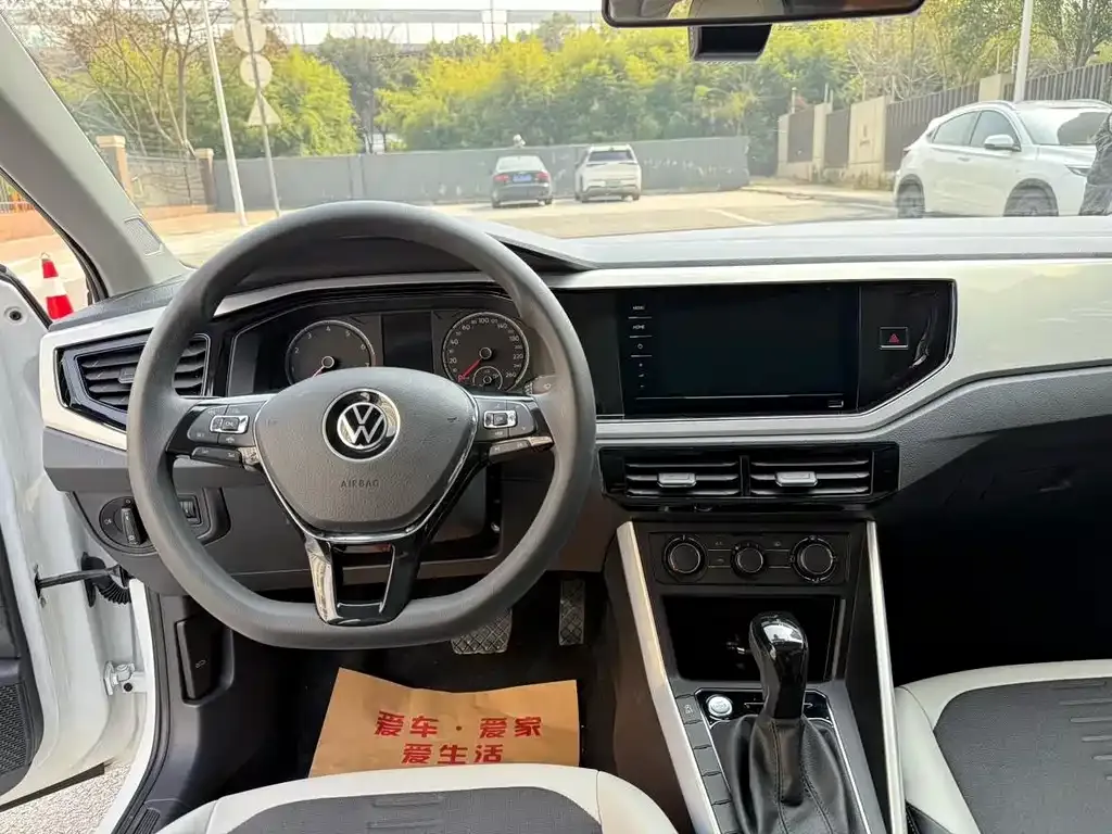 Volkswagen Polo 2023 из CN, фото 2