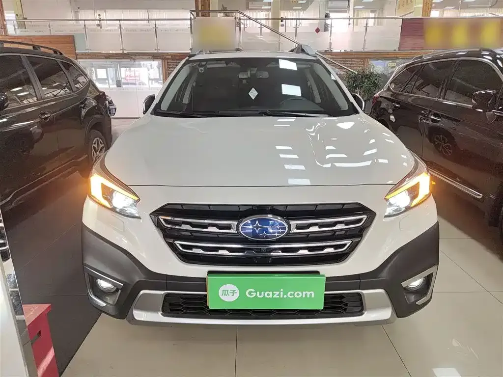 Subaru Outback 2021 из CN, фото 2