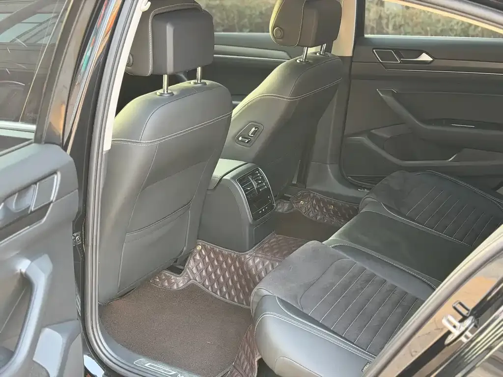 Volkswagen Magotan 2022 из CN, фото 5