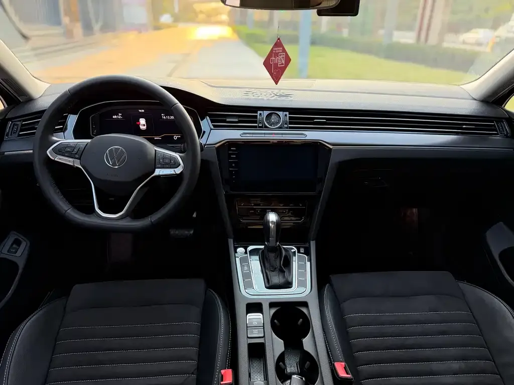 Volkswagen Magotan 2022 из CN, фото 6