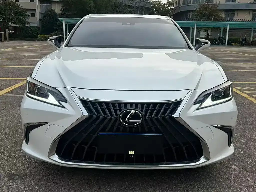 Lexus ES 2024 из CN, фото 4