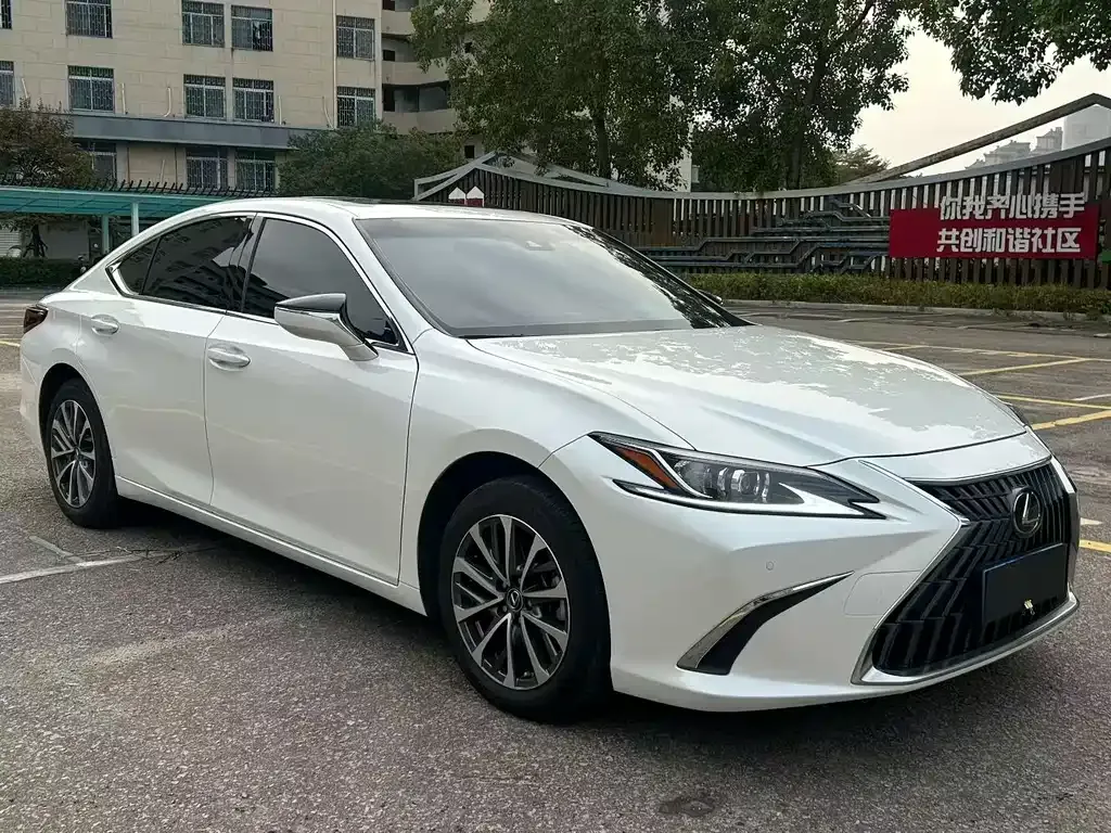Lexus ES 2024 из CN, фото 8