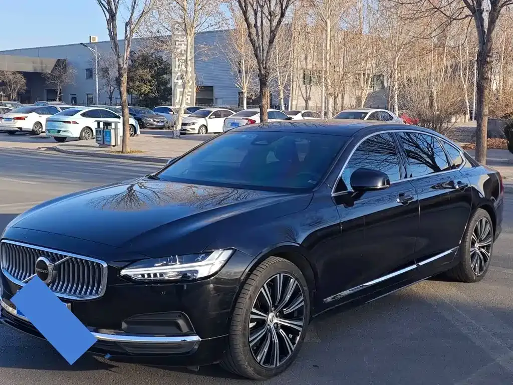 Volvo S90 2022 из CN, фото 1