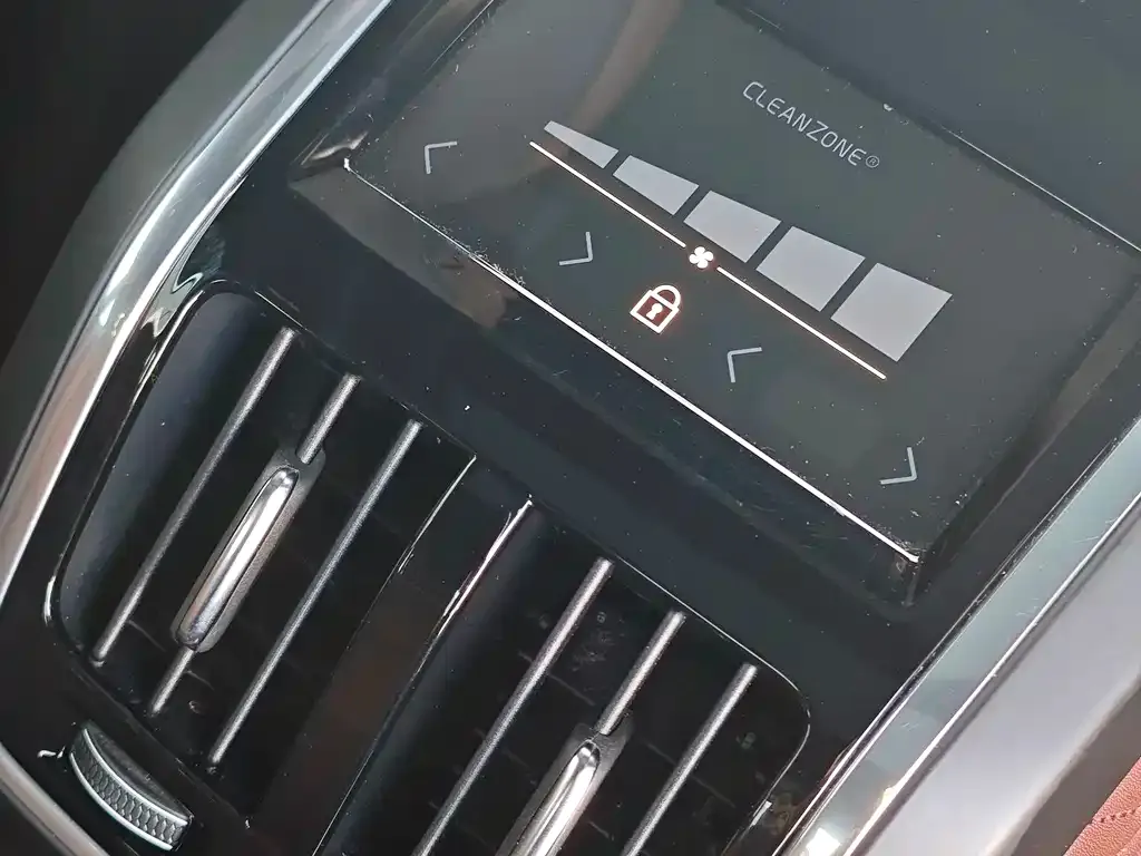 Volvo S90 2022 из CN, фото 6