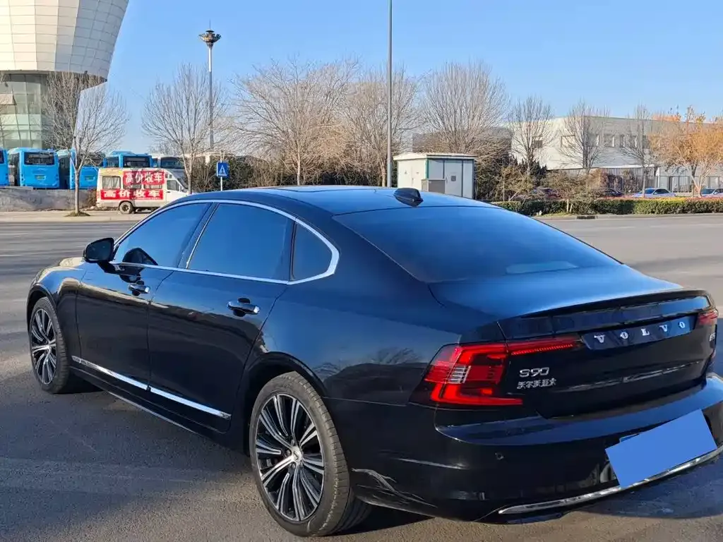 Volvo S90 2022 из CN, фото 5