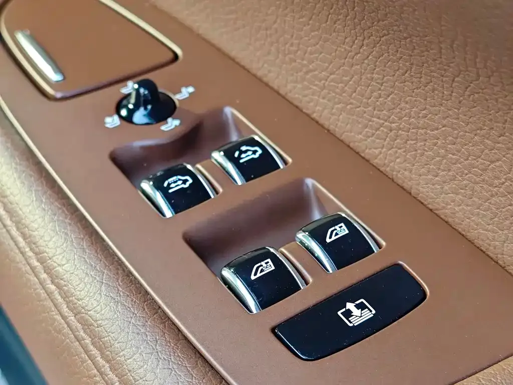 Volvo S90 2022 из CN, фото 3