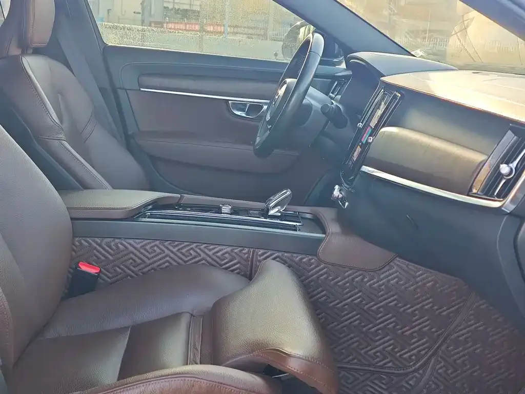 Volvo S90 2022 из CN, фото 7