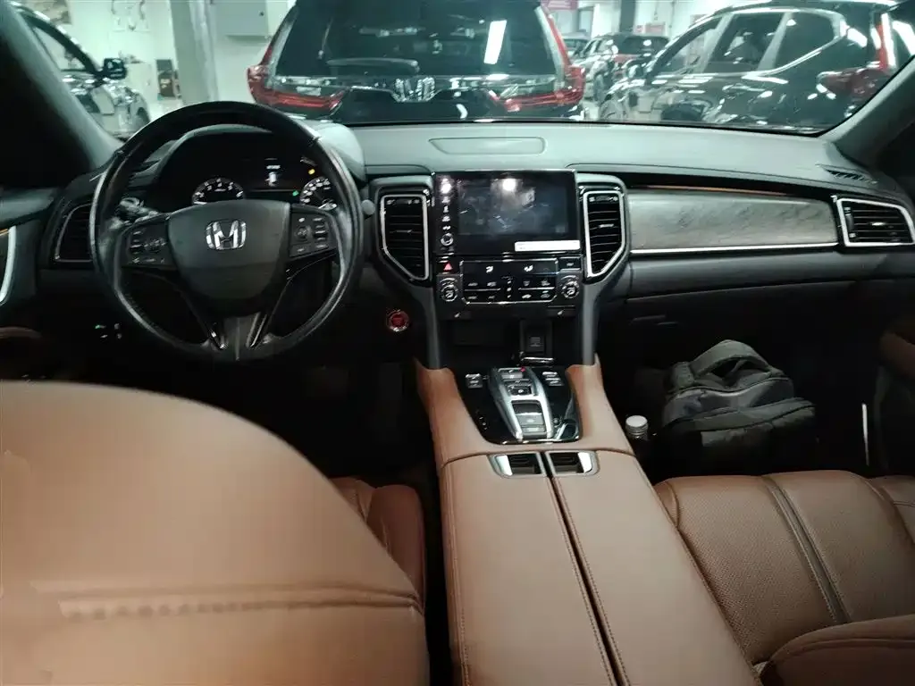 Honda UR-V 2023 из CN, фото 2