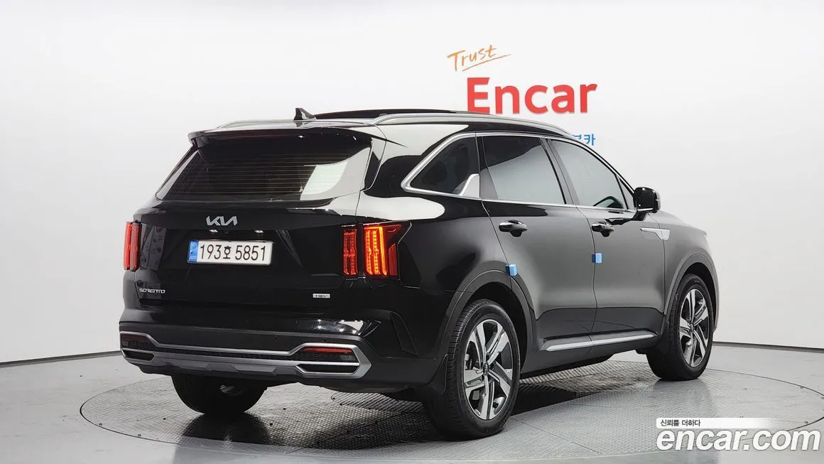 Kia Sorento 2023 из KR, фото 2