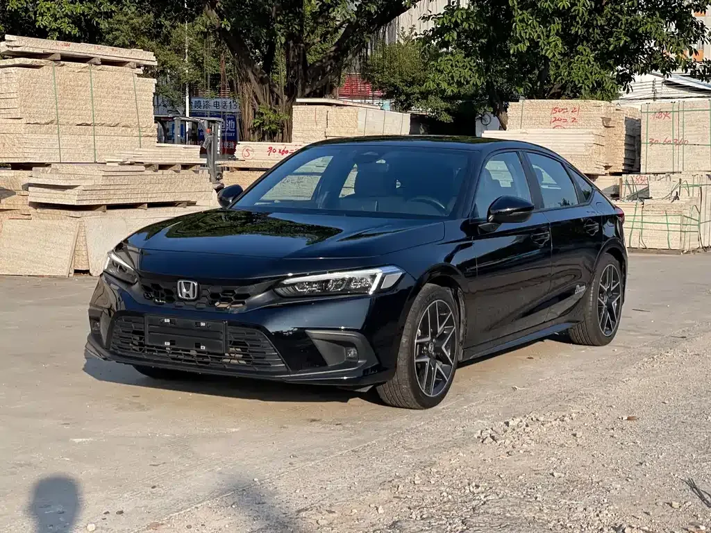 Honda Civic — фото 1