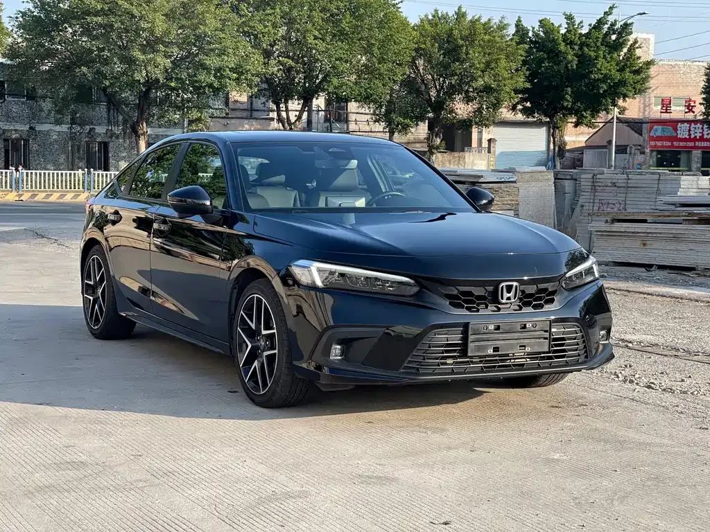 Honda Civic — фото 10