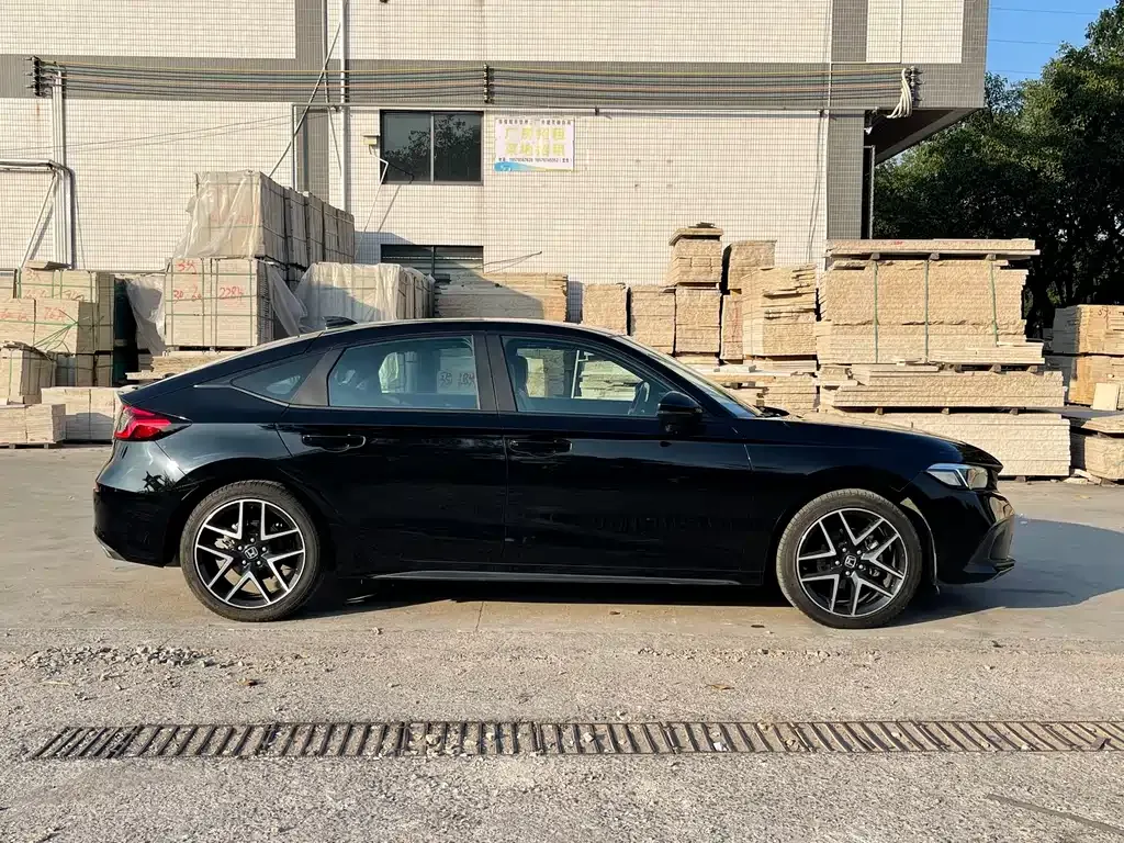 Honda Civic — фото 6