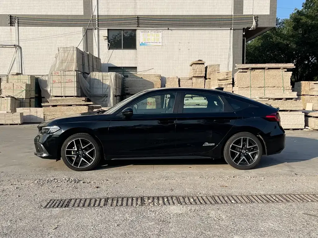 Honda Civic — фото 4