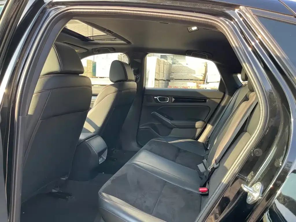 Honda Civic — фото 7